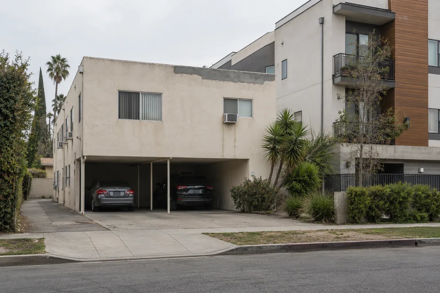 Flat-roofed 1960s apartment building, typical of Van Nuys